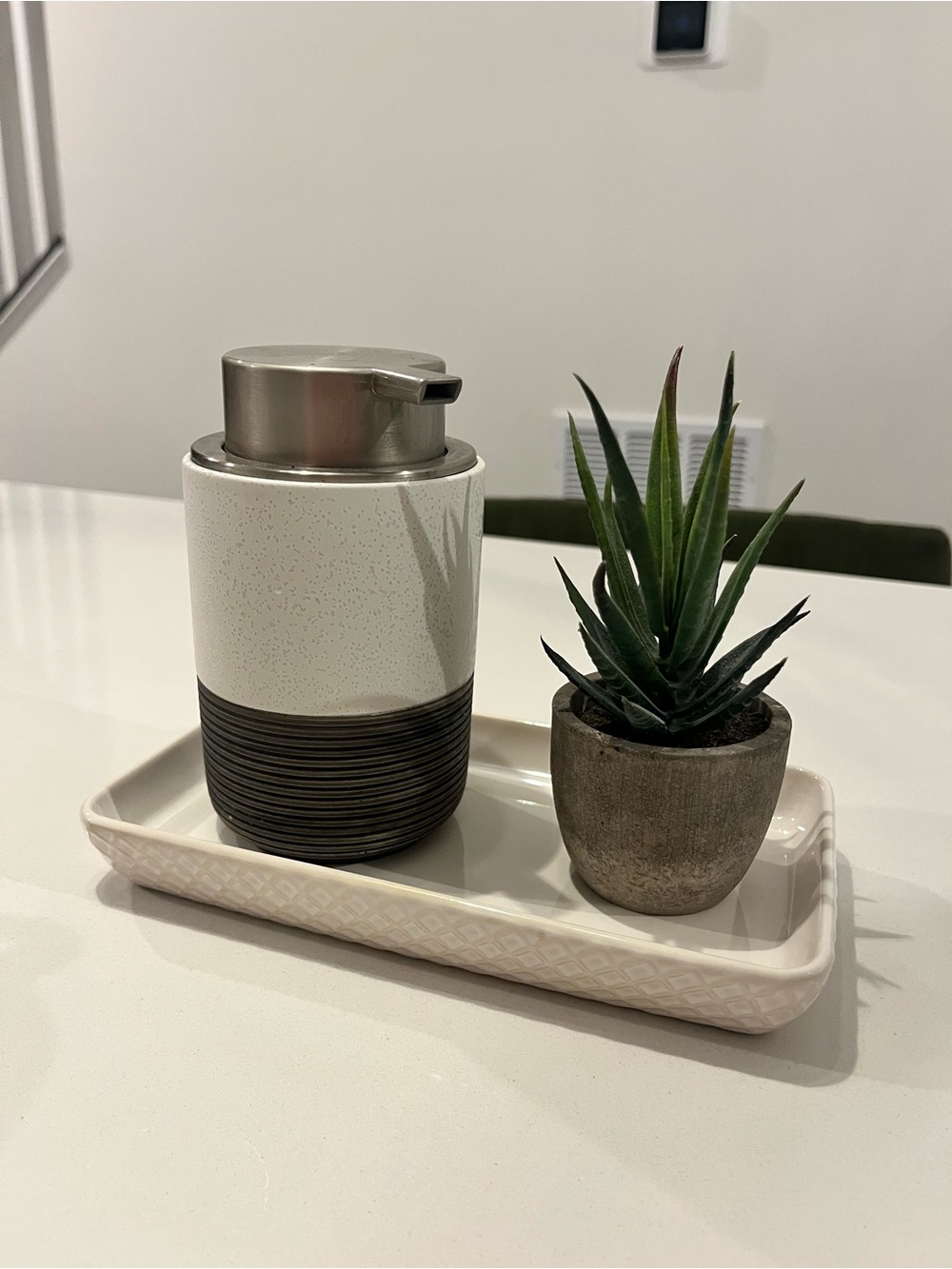 WEST ELM 🌱 Cream Ceramic Rectangular Serving Tray or Soap Tray Kitchen Bathroom